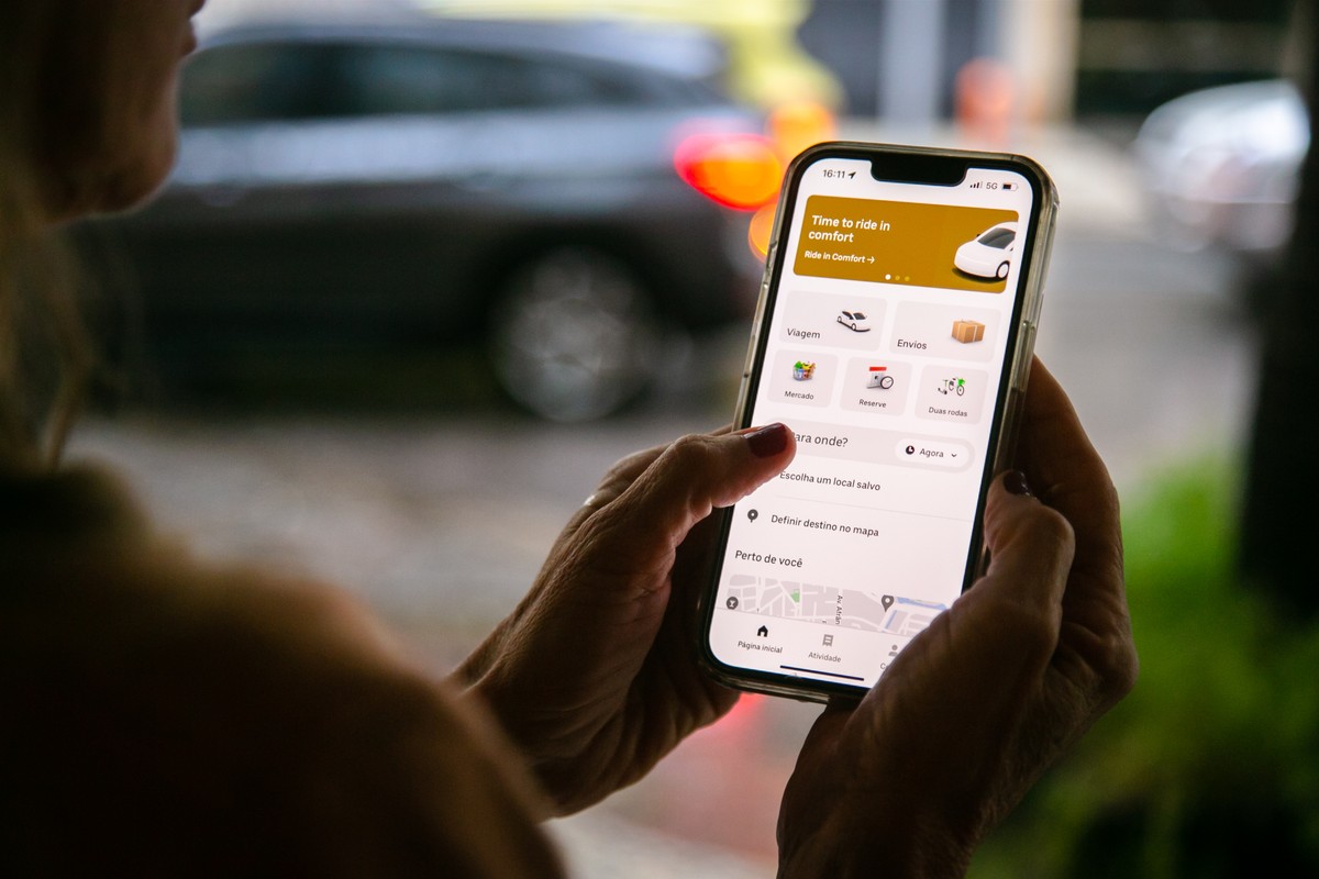 Passageira é punida após falsa acusação de dopagem contra motorista da Uber
