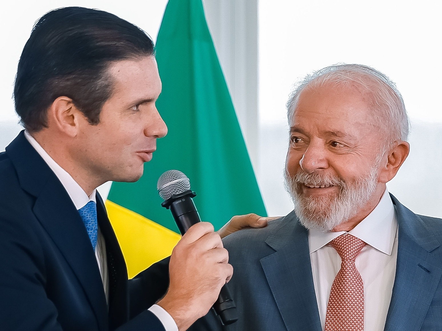 Centrão critica Motta por recuo em proposta e governo vê traição na aliança