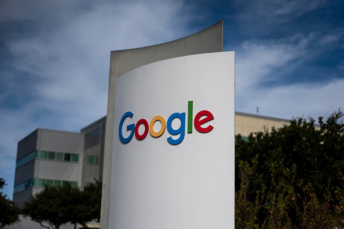 A sede do Google em Mountain View, nos Estados Unidos. (Foto: David Paul Morris/Bloomberg)  
Campus do Google em Mountain View, na Califórnia. (Foto: NOAH BERGER / AFP/27/06/2022)