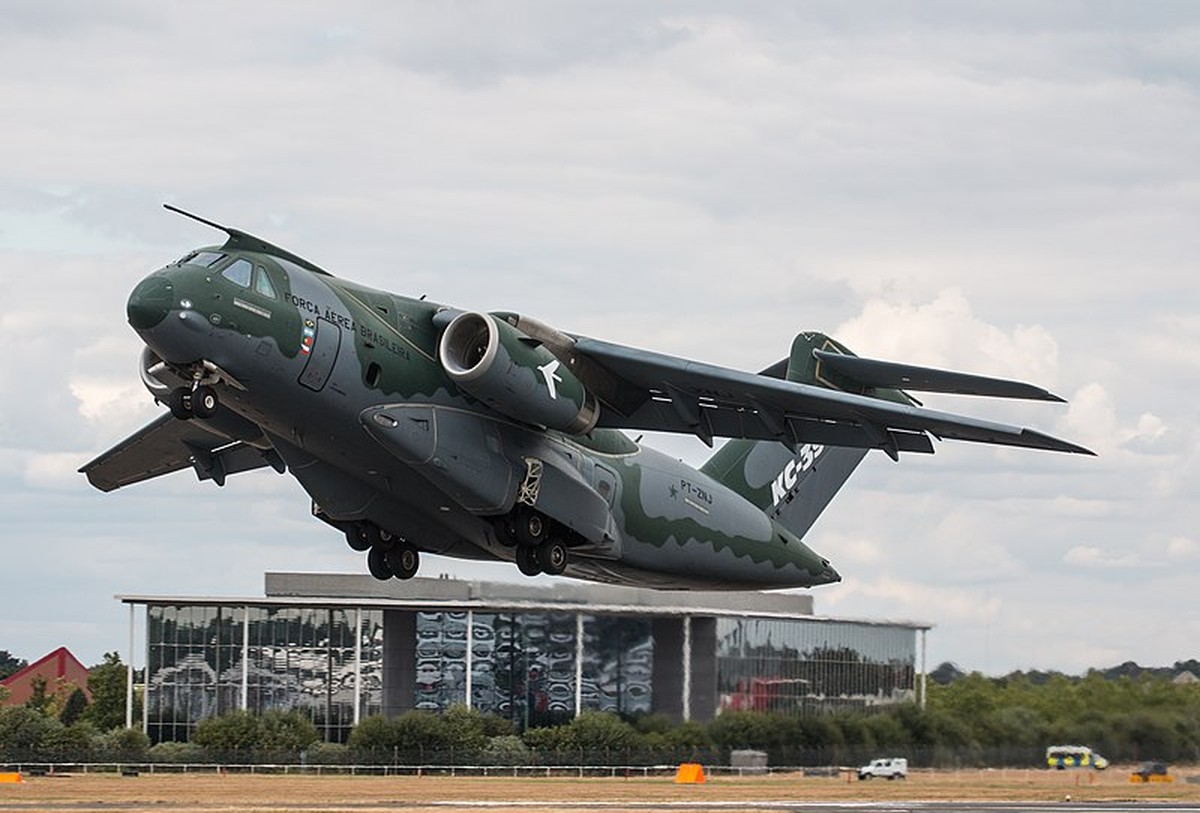 Embraer fecha contrato para venda de mais um KC-390 Millennium a Portugal