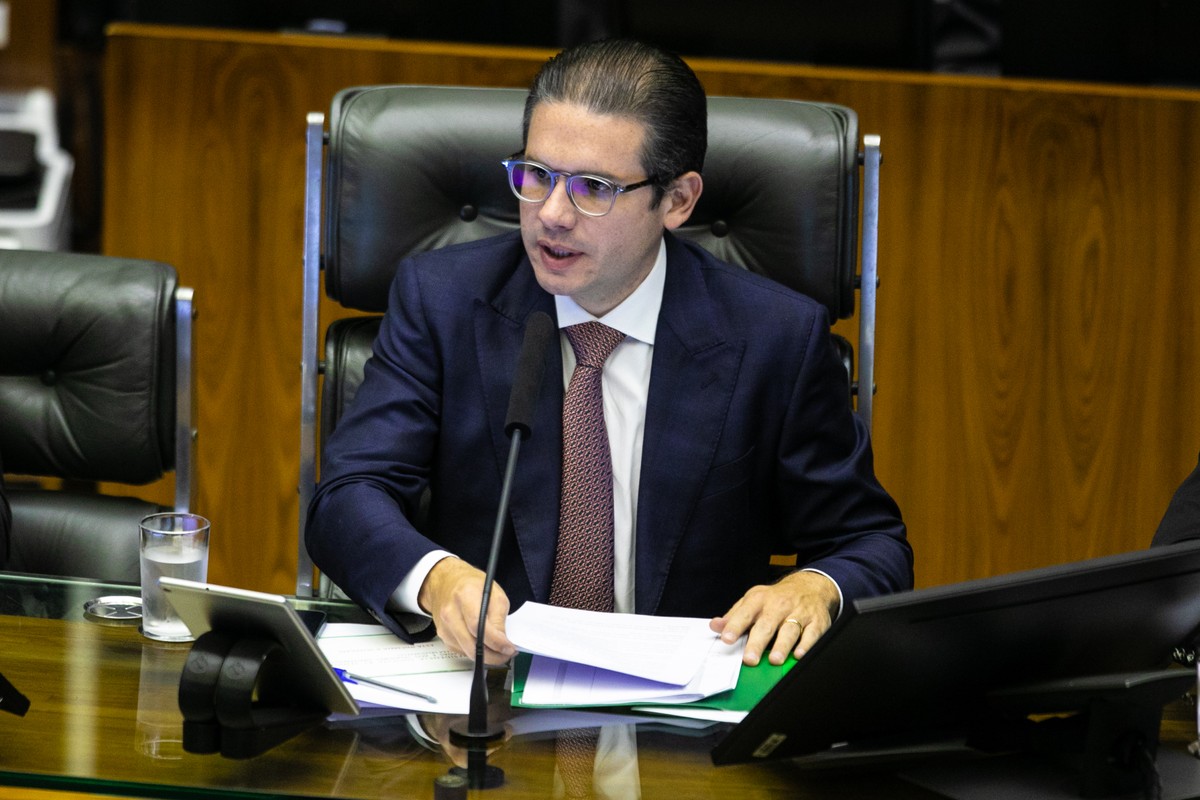MP solicita ao TCU investigação sobre improbidade de Motta por funcionários fantasmas