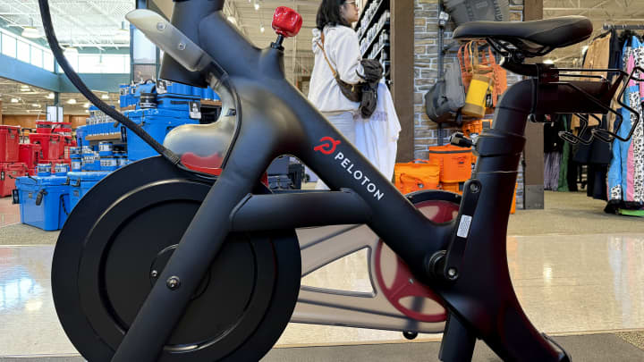 Peloton lança plataforma para revenda de equipamentos usados e busca novos usuários
