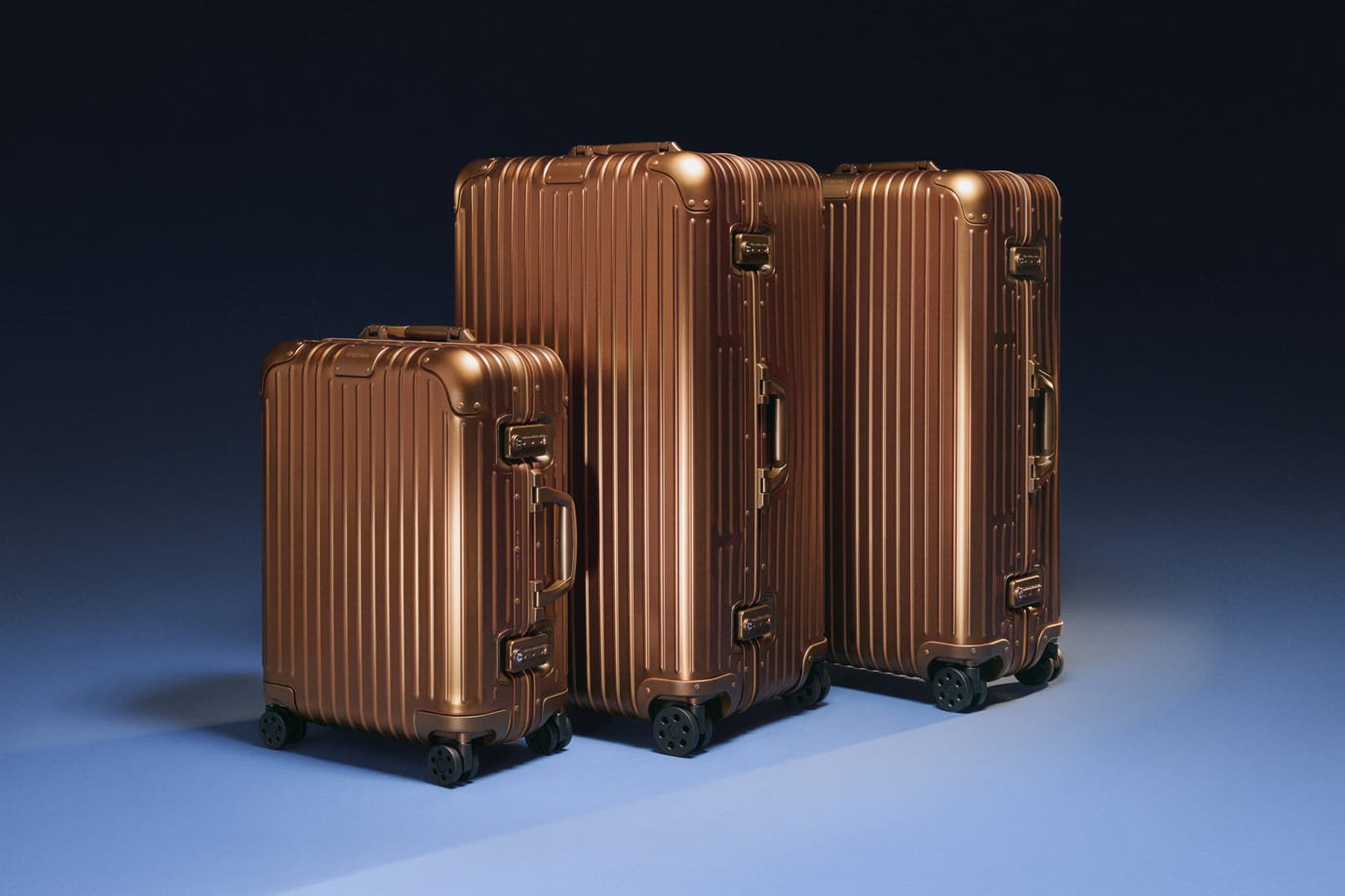 Rimowa lança coleção exclusiva em parceria com Marina Abramovic