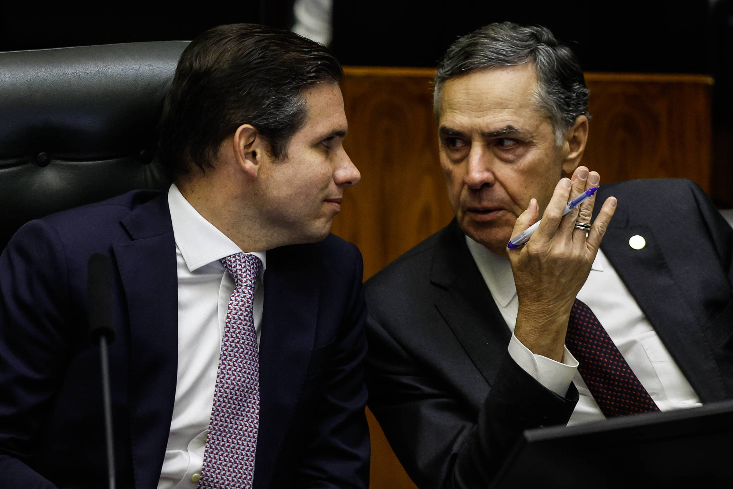 STF analisa suspensão de processo contra deputado acusado de trama golpista