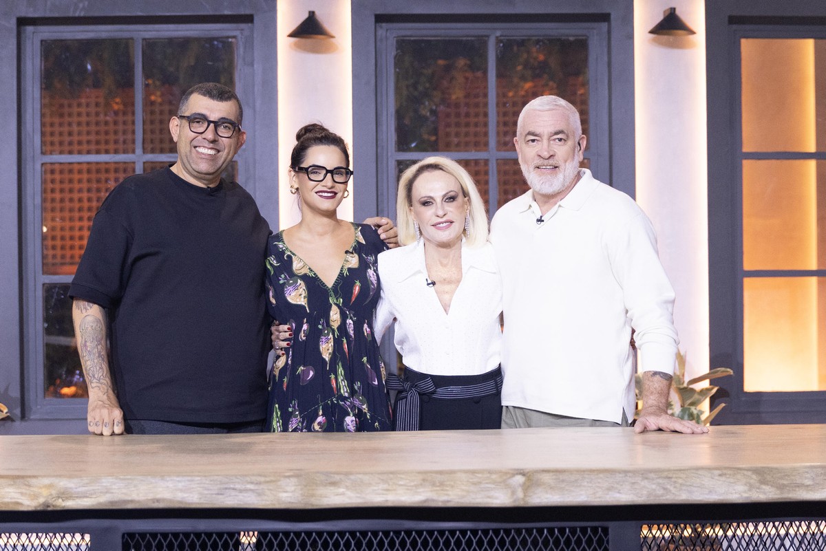 Ana Maria Braga com os jurados Jefferson Rueda, Renata Vanzetto e Renata Vanzetto. (Foto: TV Globo)