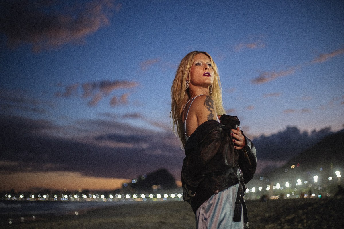 A cantora Catto (Foto: Leo Aversa)