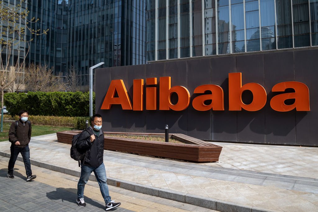 Alibaba, JD.com e Meituan elevam a disputa no comércio eletrônico e entrega rápida