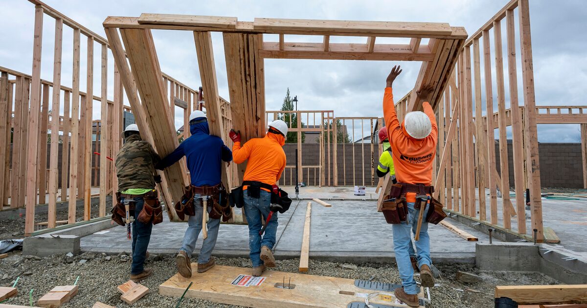 Trabalhadores nascidos no exterior representam agora um recorde de 19,2% da força de trabalho. (Foto: David Paul Morris/Bloomberg)