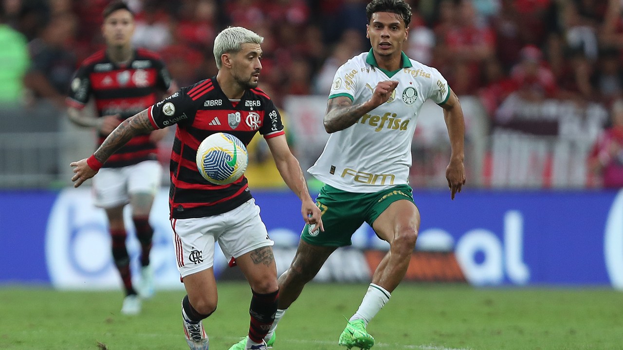 Palmeiras e Flamengo se enfrentam: saiba onde assistir e as escalações