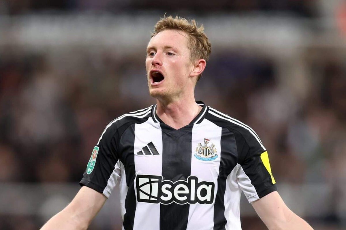 Leeds United busca contratar o meio-campista Sean Longstaff do Newcastle United