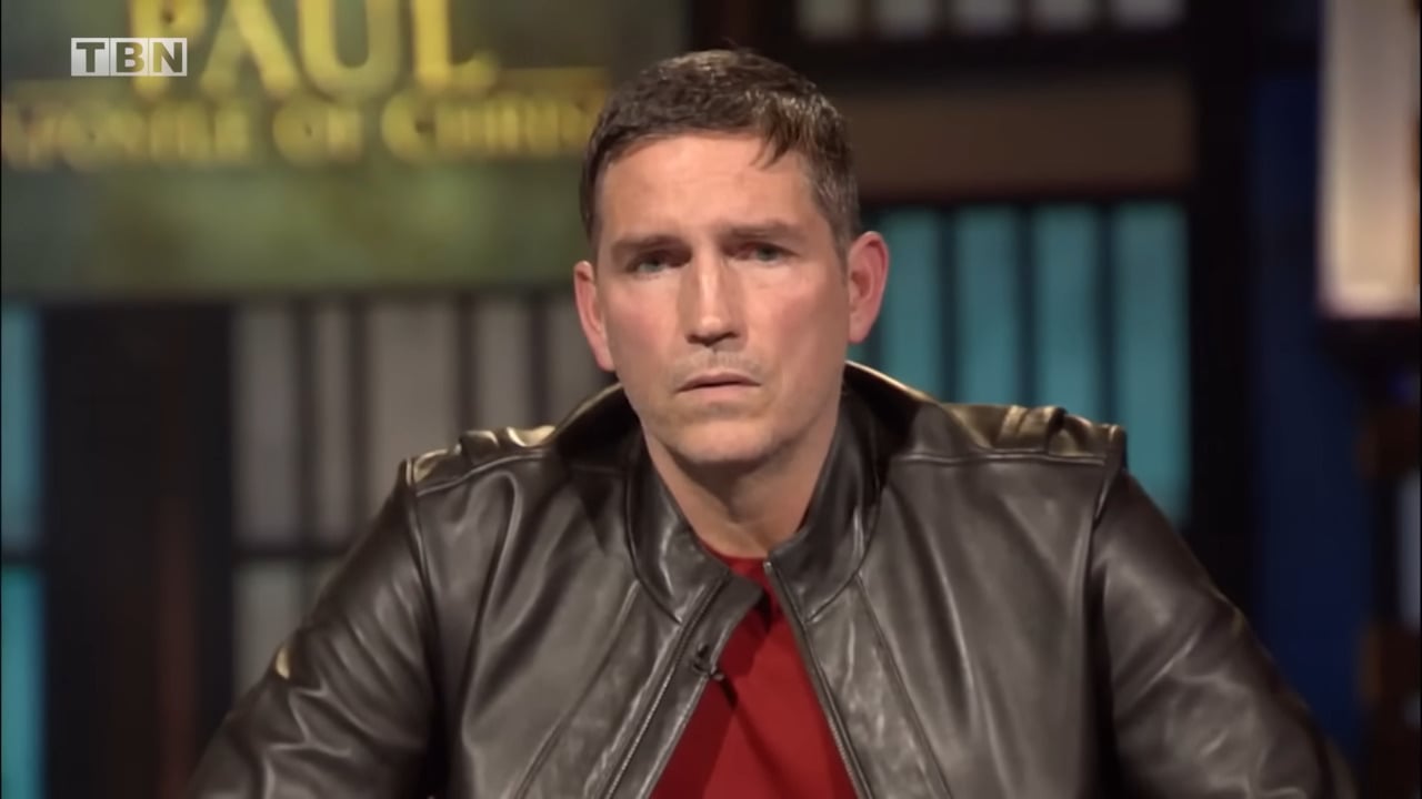 Jim Caviezel afirma que fama não tem valor e prioriza seu nome no céu