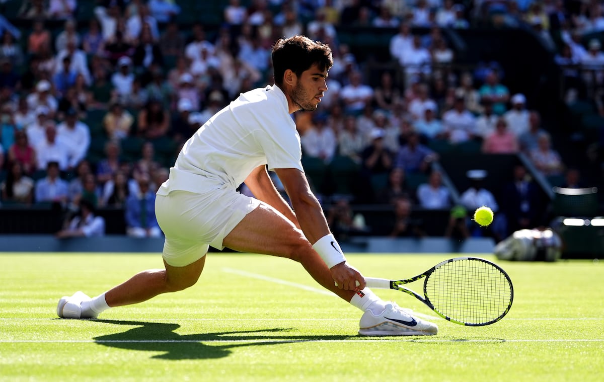 Alcaraz avança para mais uma semifinal em Wimbledon após vencer Norrie