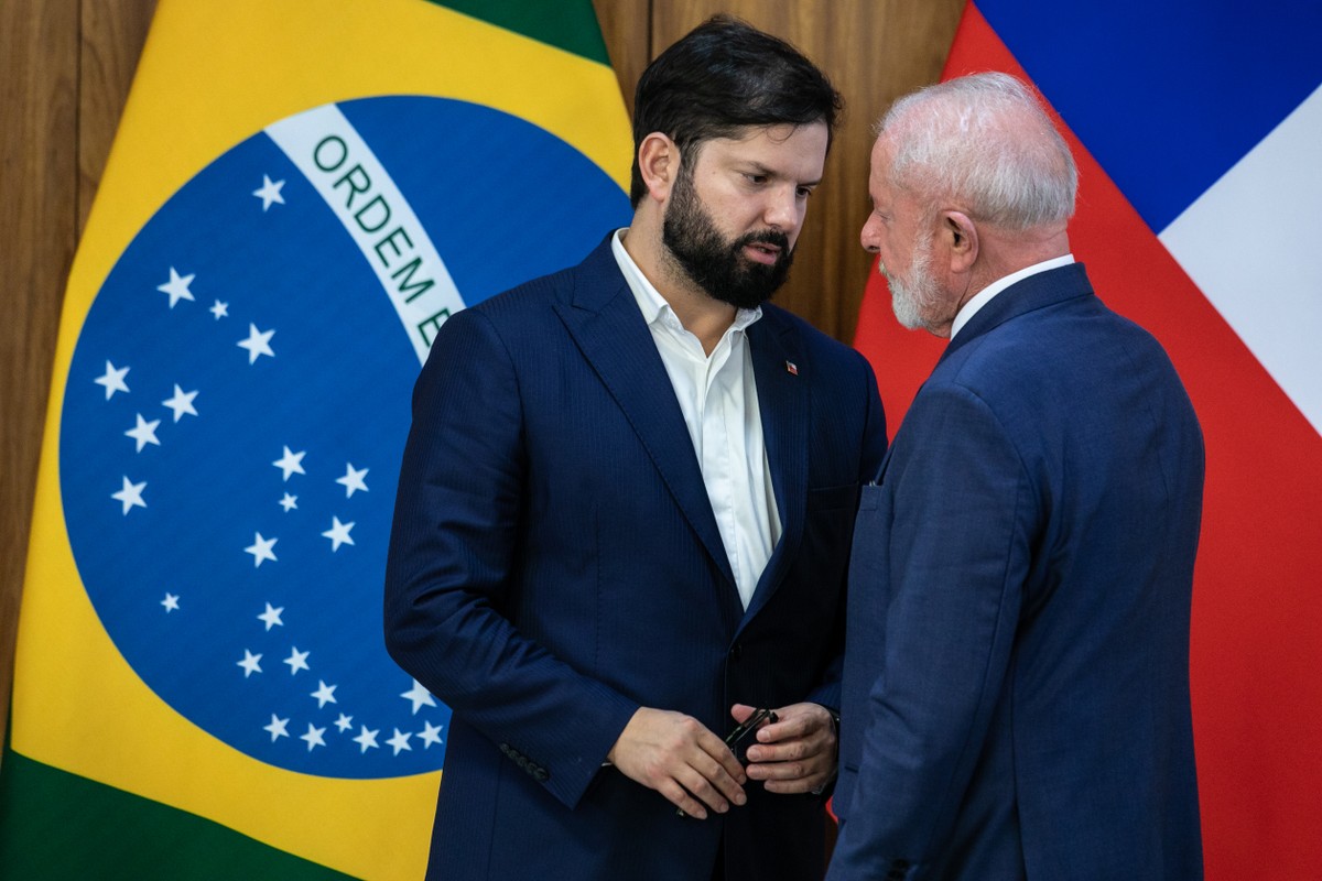Presidente Lula e presidente do Chile, Gabriel Boric, no Palácio do Planalto (Foto: Brenno Carvalho / Agência O Globo)