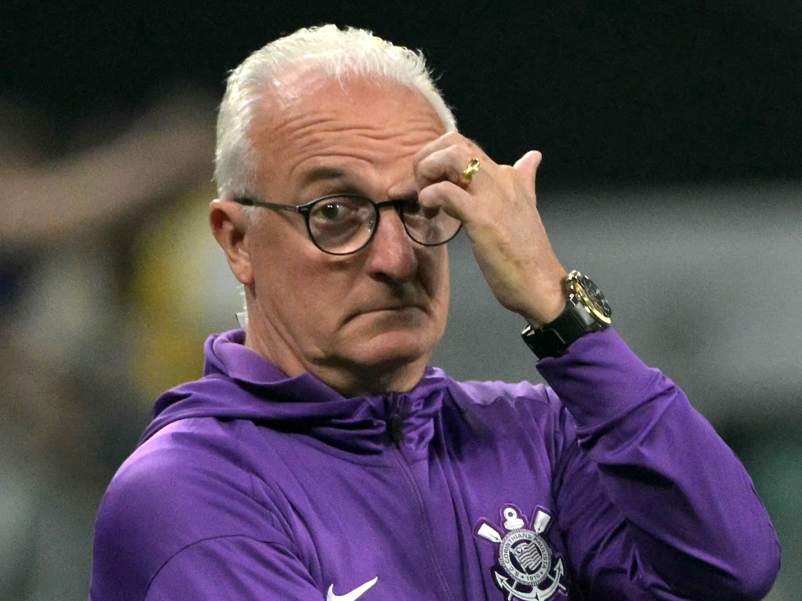 Dorival Júnior, técnico do Corinthians, durante jogo contra o América de Cali (Foto: NELSON ALMEIDA / AFP)