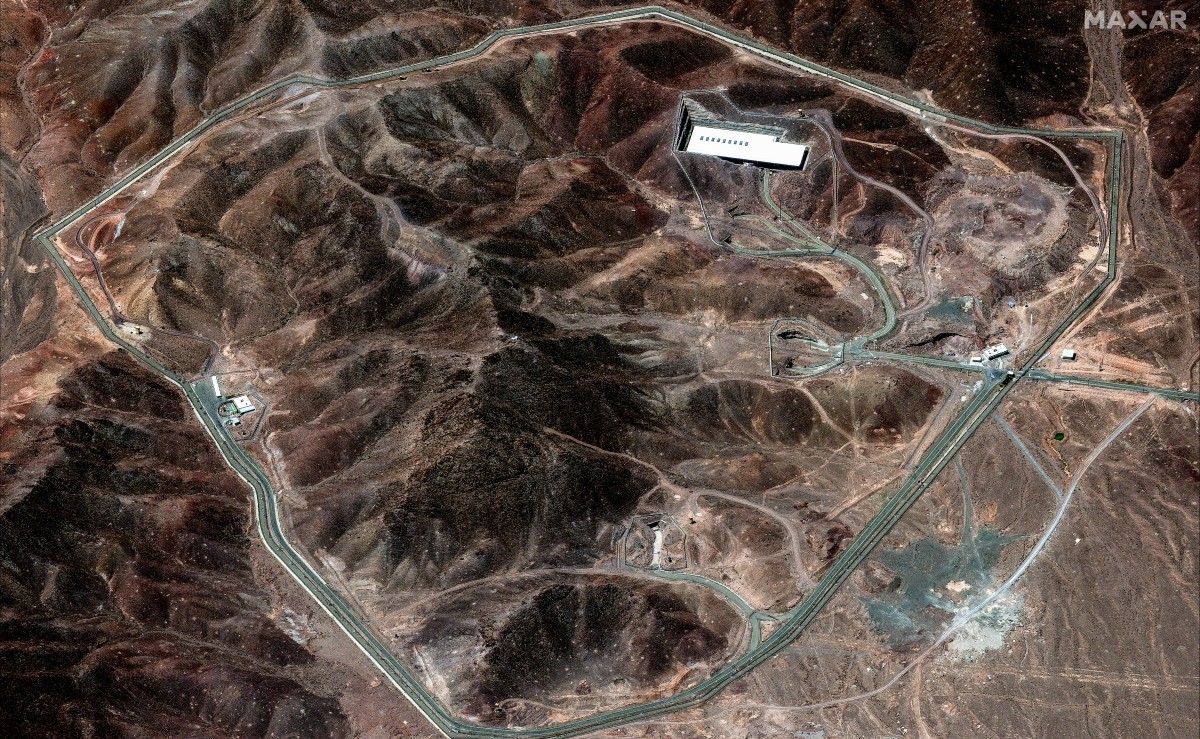 EUA atrasam programa nuclear do Irã em até dois anos, segundo Pentágono