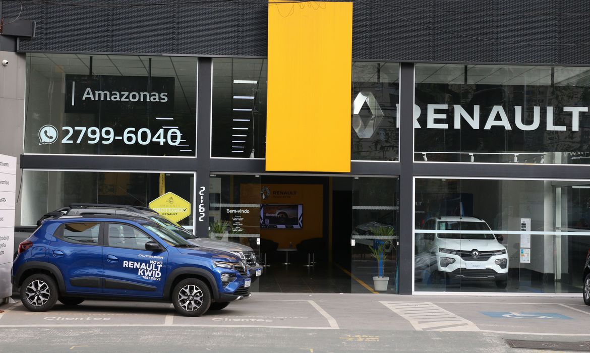 Carros como Kwid e Mobi podem ter isenção total de IPI com novo programa do governo