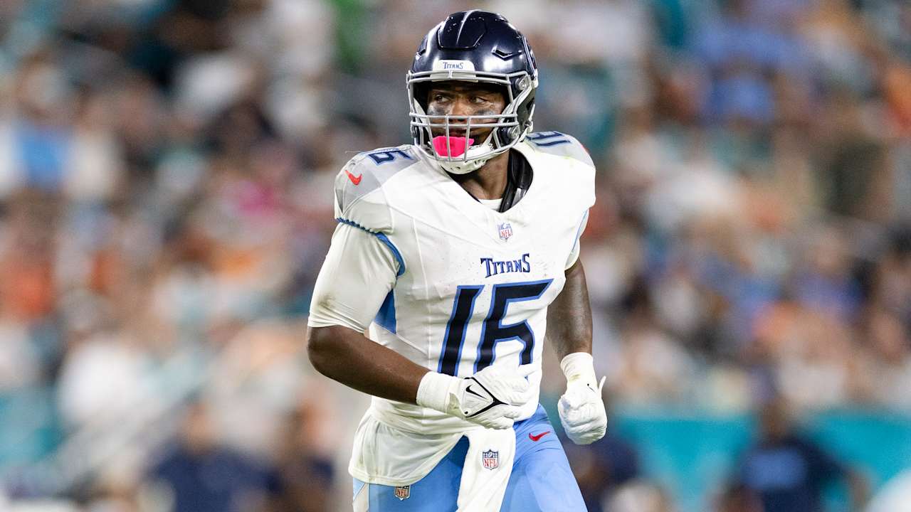 Titans dispensam Treylon Burks, escolha de primeira rodada de 2022