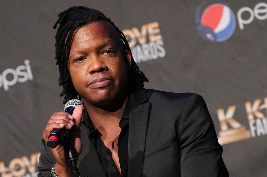 Acusadora de Michael Tait afirma que cantor tem mais de mil vítimas de abuso sexual