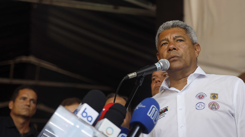 Jerônimo Rodrigues, governador da Bahia, sugeriu vala aos bolsonaristas (Foto: Matheus Landim/GOVBA/Divulgação)