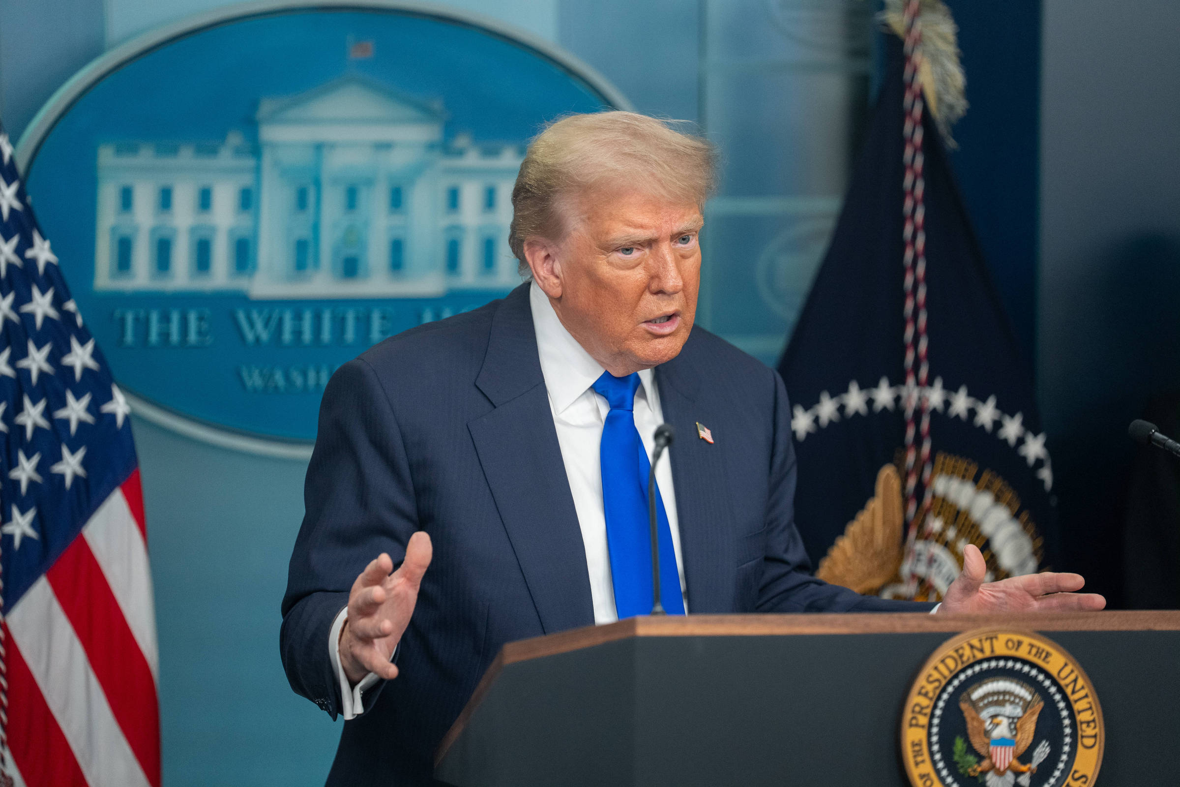 Trump avalia ataque ao Irã como sucesso, mas especialistas alertam para riscos