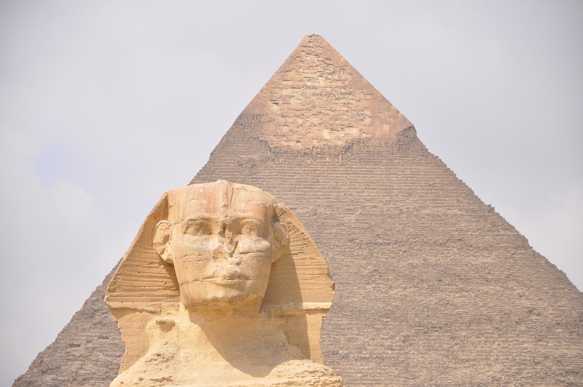Tumba de 4.500 anos é descoberta nas proximidades das pirâmides de Gizé