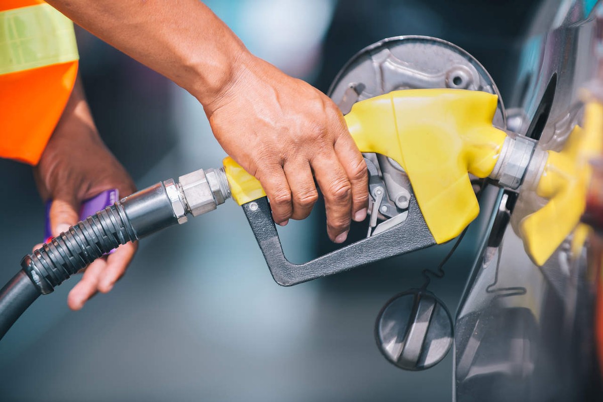 País inicia produção de gasolina com 30% de etanol a partir de hoje