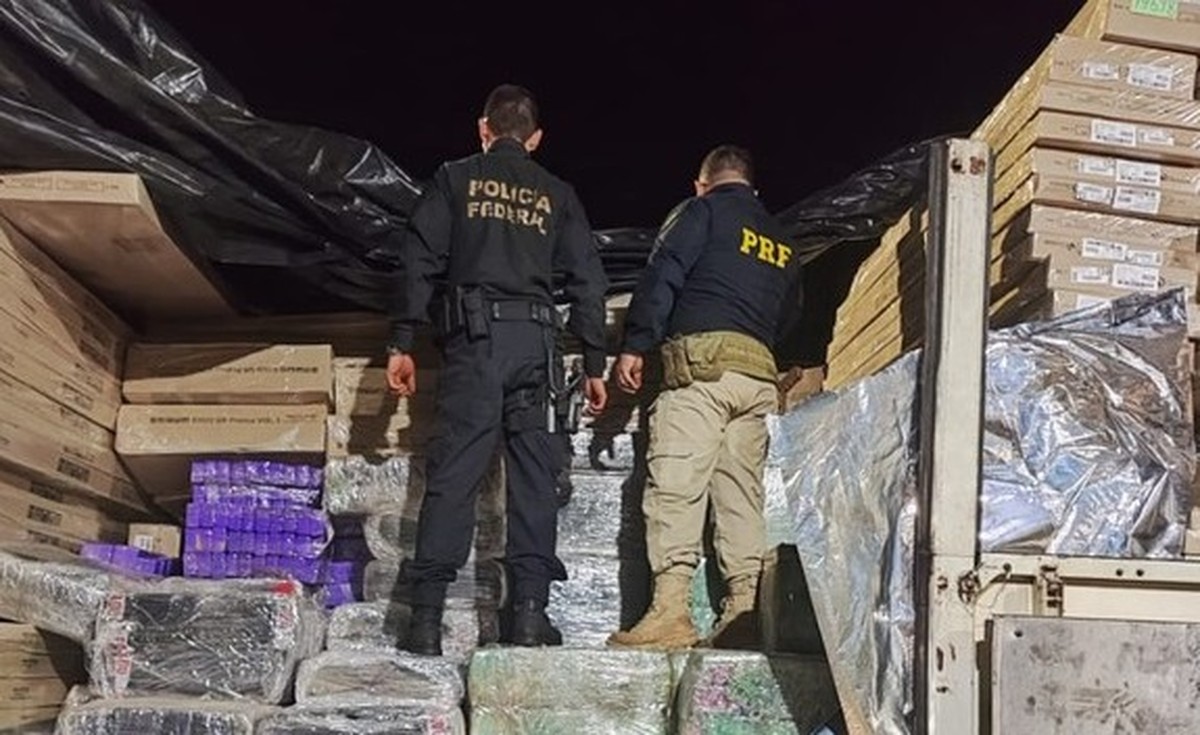 PF realiza operações e apreende mais de oito toneladas de drogas no Paraná