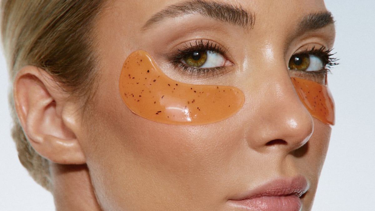 Patches de olhos se tornam tendência viral e novo desejo entre os jovens