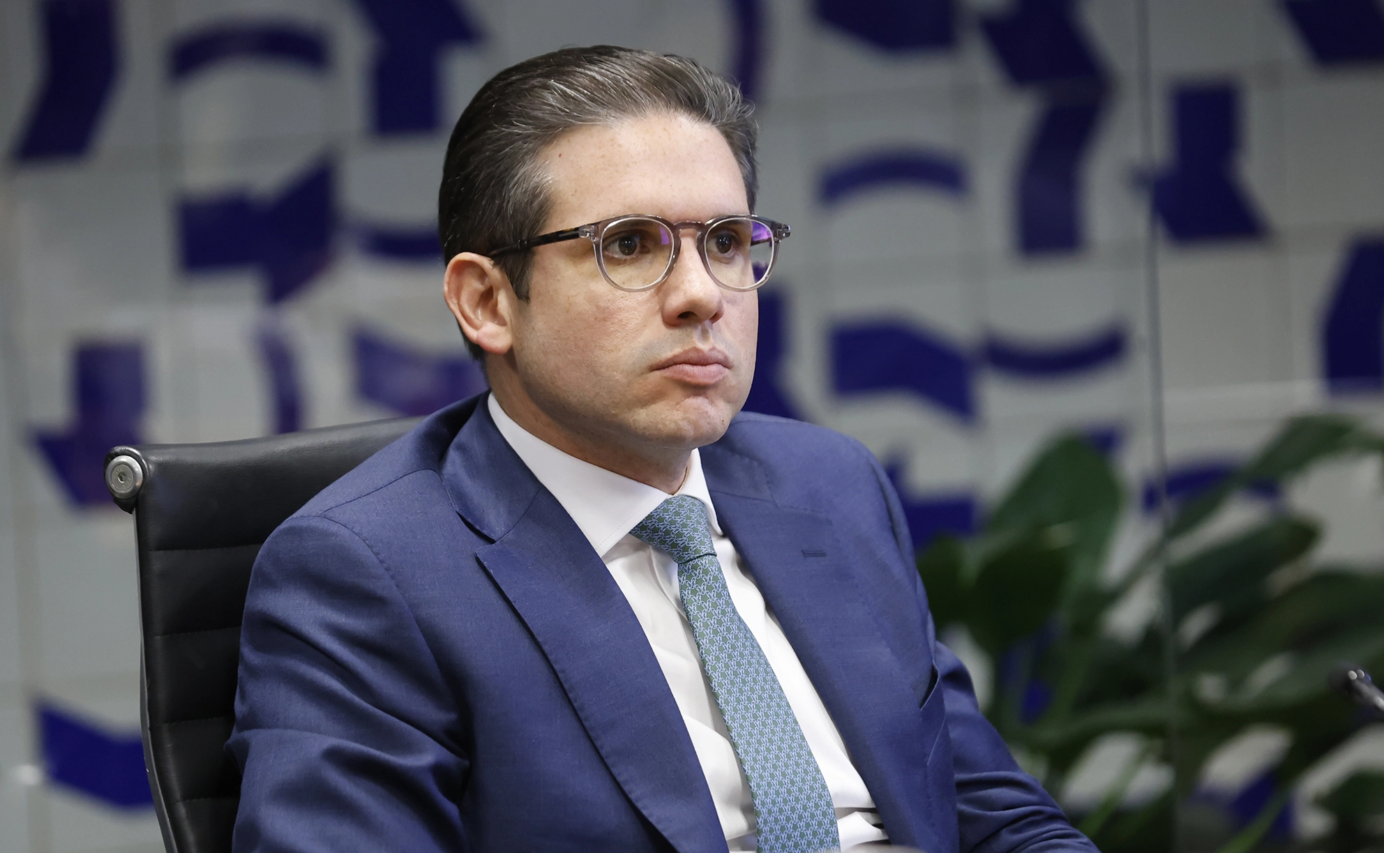 Funcionários fantasmas proliferam na administração pública e geram preocupações