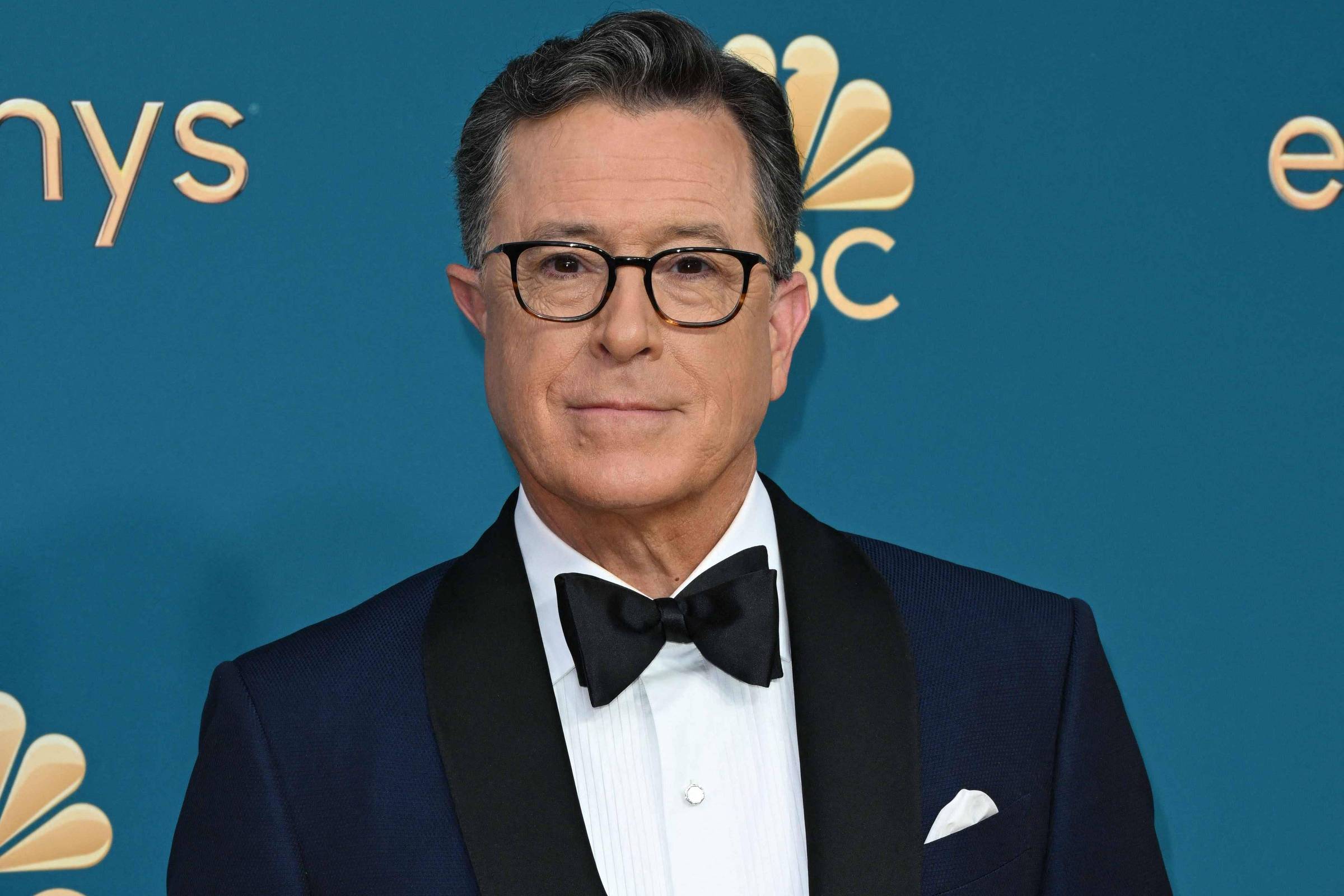 Stephen Colbert critica Donald Trump no 'The Late Show' após programa ser cancelado