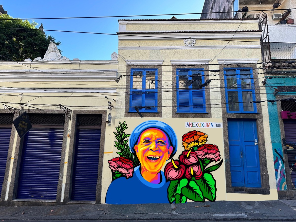 Mural homenageia fundador do Bar do Mineiro em Santa Teresa