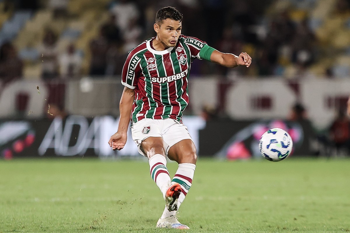 Thiago Silva é dúvida para jogo da Copa do Brasil após dores na coxa