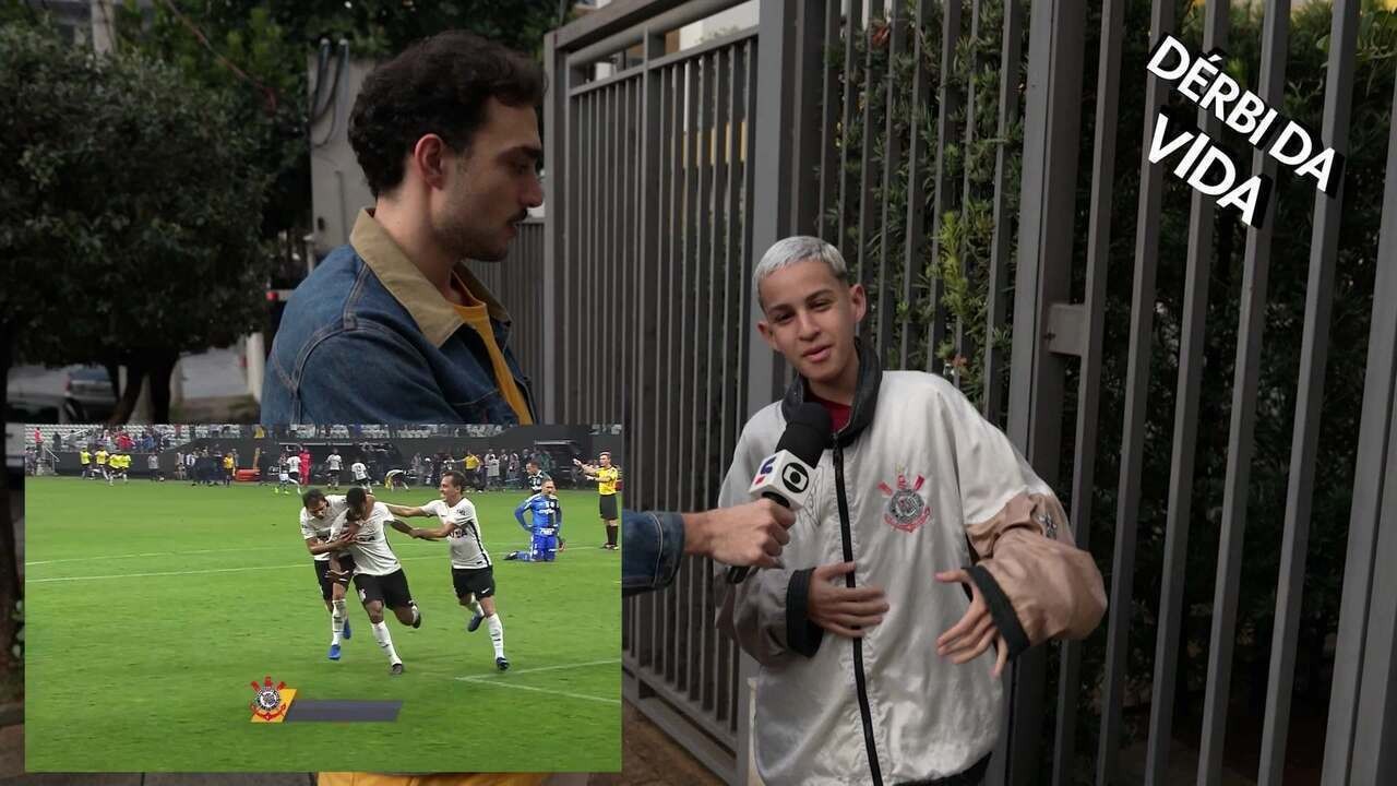 Torcedores do Palmeiras fazem protesto com faixas e cestas antes do Dérbi