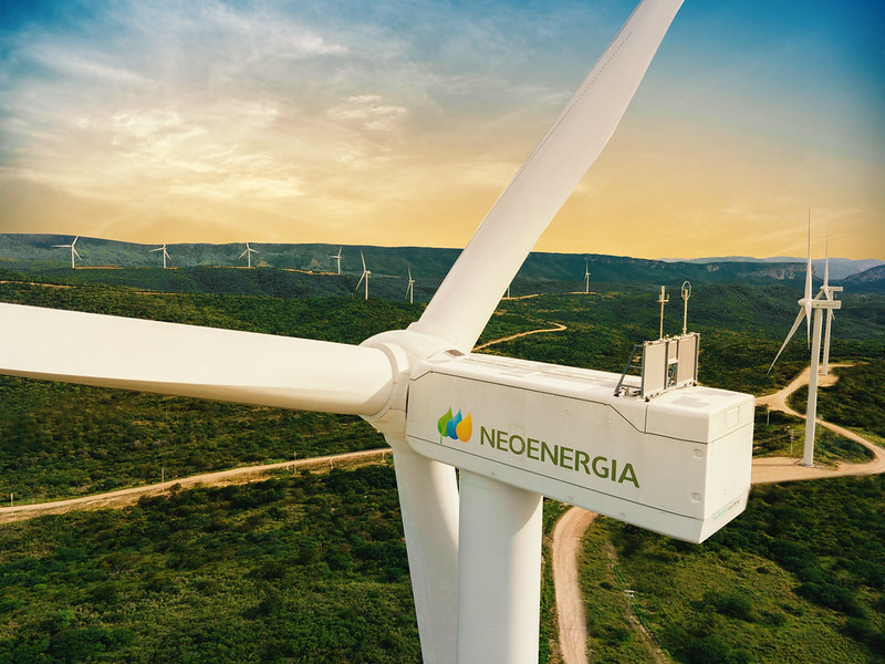 Neoenergia registra lucro de R$ 1,6 bilhão e dobra resultado no segundo trimestre