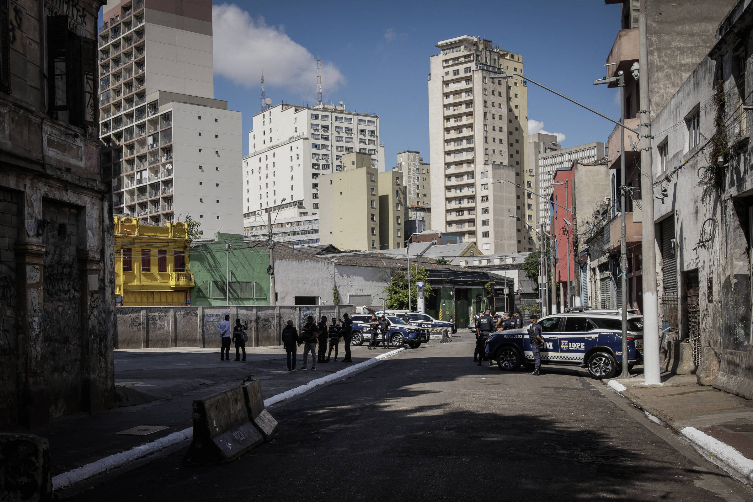 Vice-governador de SP lança operação para combater comércios ilegais na cracolândia