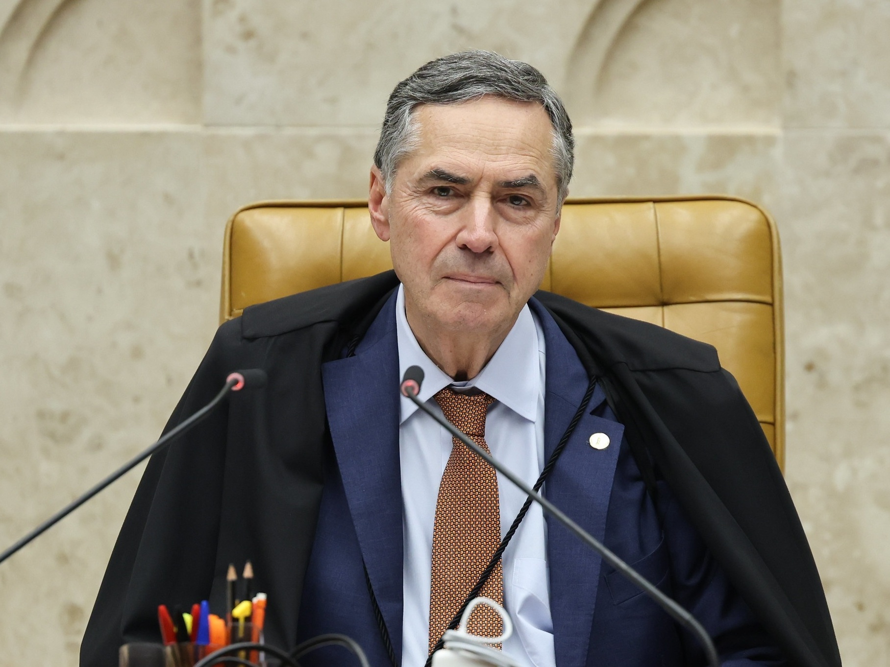 Barroso deixa os EUA antes da revogação dos vistos para brasileiros