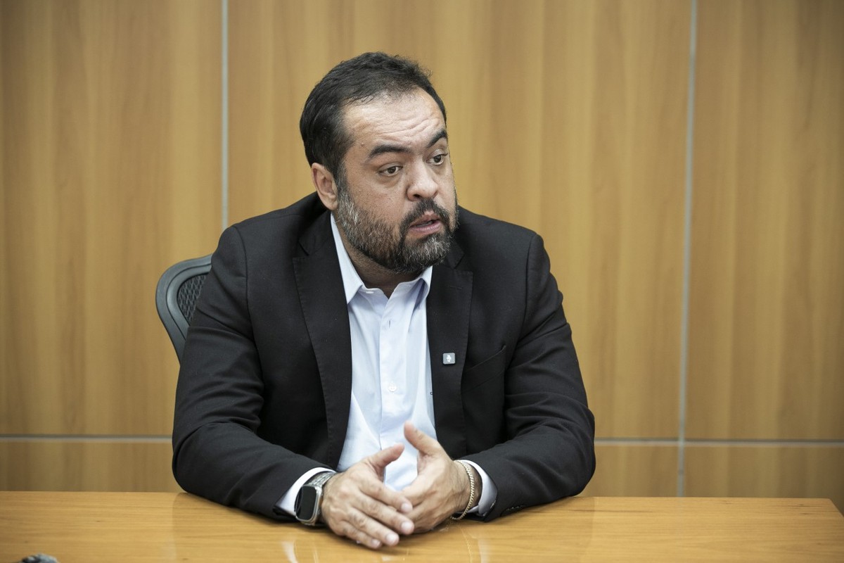 Castro busca apoio em Brasília para fortalecer candidatura ao Senado pelo PL