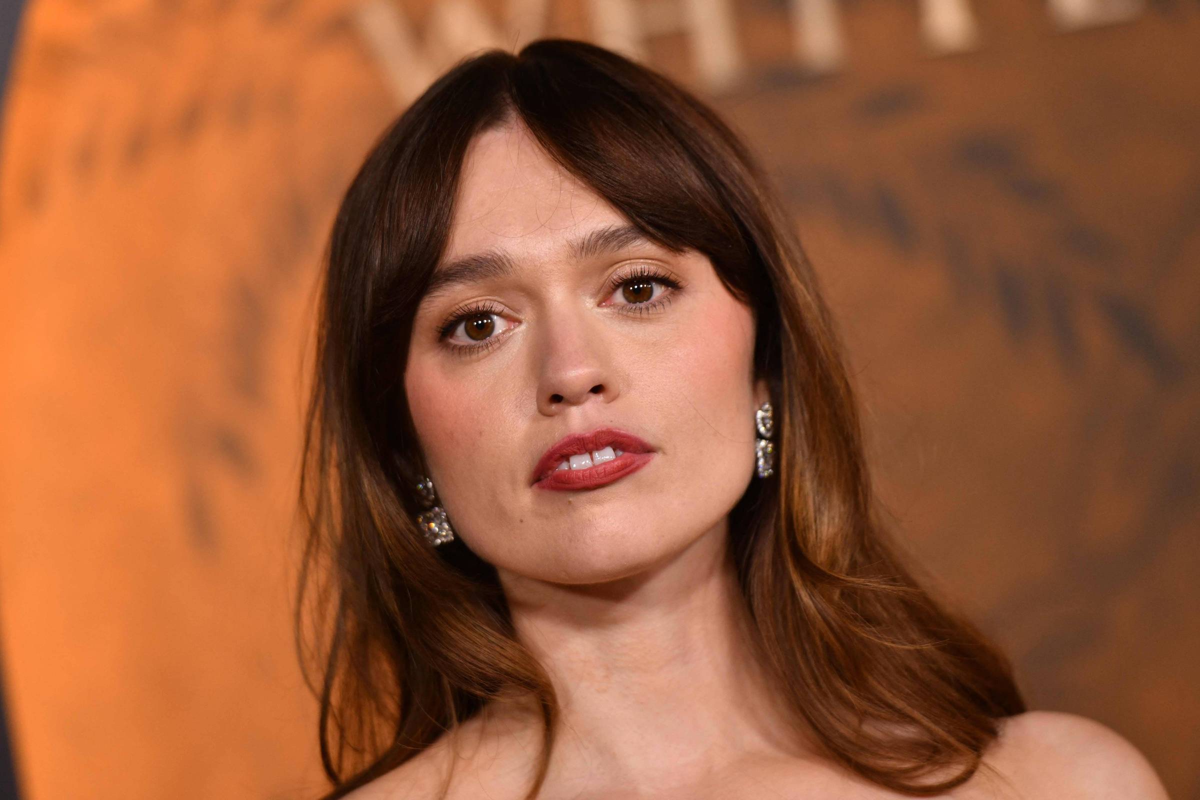Aimee Lou Wood interpreta Chelsea na terceira temporada da série 'The White Lotus' (Foto: Chris Delmas/AFP)