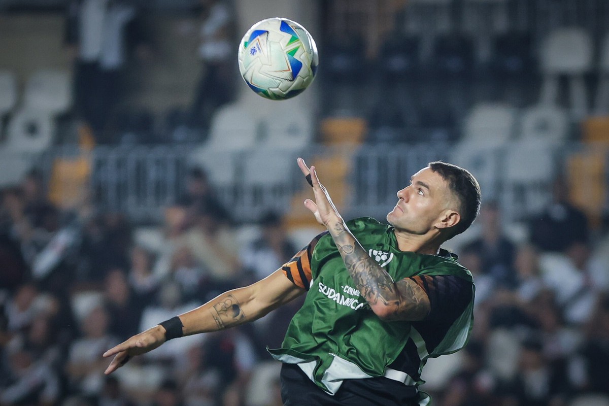 Vasco atinge 100 finalizações em seis jogos sem vitórias e busca recuperação