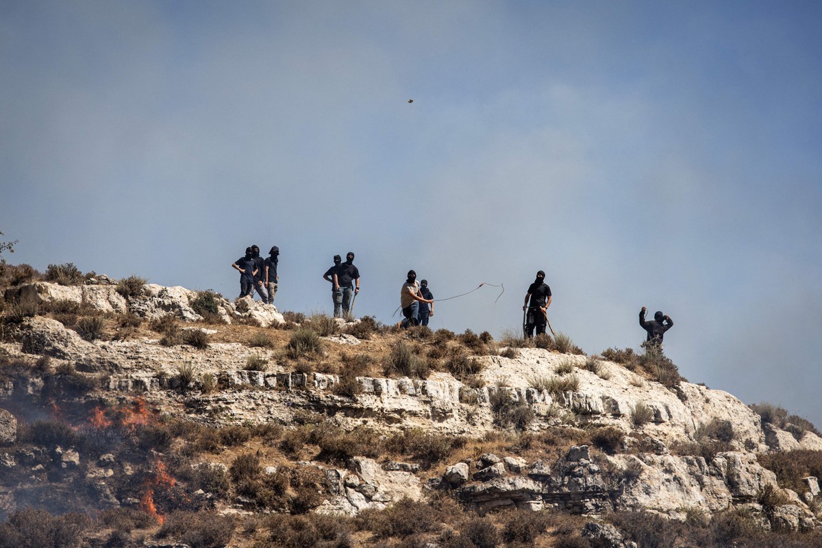 França classifica violência de colonos israelenses como terrorismo após assassinato de ativista