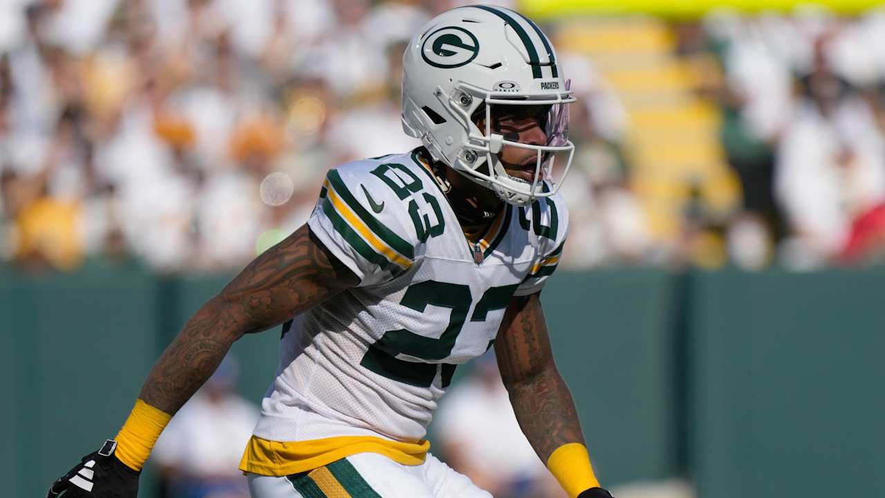 Jaire Alexander segue no centro das especulações sobre troca; Jordan Love defende a permanência do cornerback