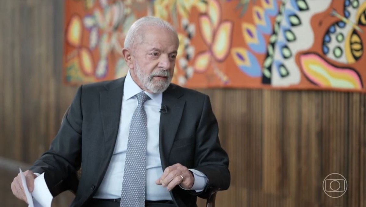 Lula busca diálogo com os EUA e promete resposta a tarifas elevadas