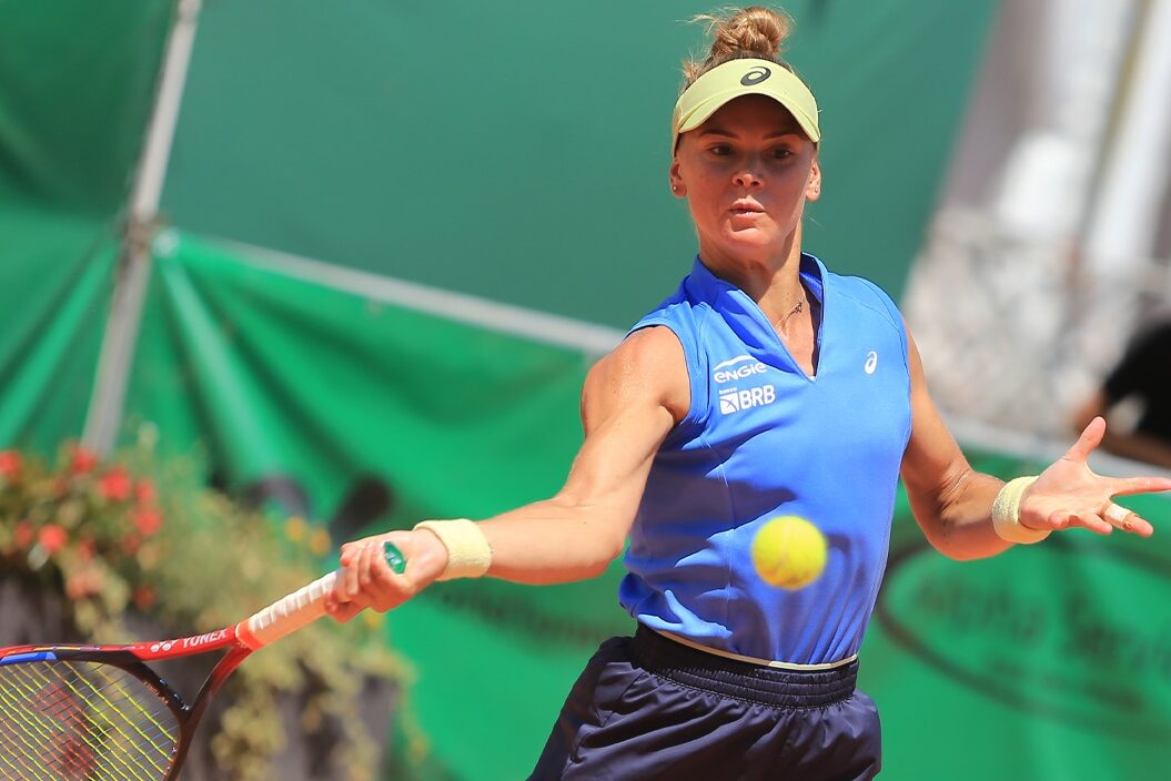 Laura Pigossi avança no WTA 125 de Contrexeville enquanto Carol Meligeni é eliminada