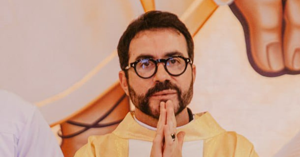 Fábio de Melo revela que está prestes a desistir após polêmica em cafeteria