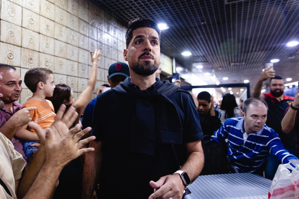 António Oliveira, técnico do Sport (Foto: Paulo Paiva/ Sport Recife)