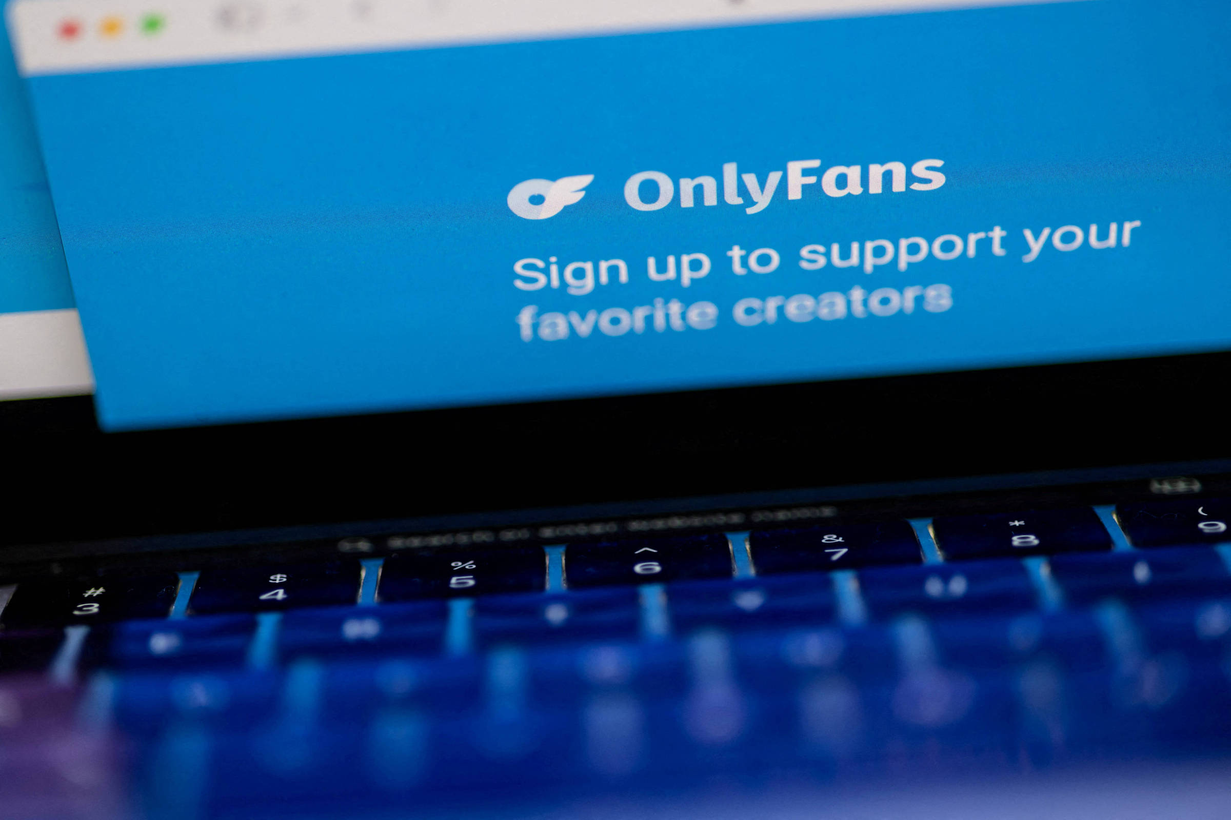 Suécia impõe restrições à compra de conteúdos sexuais em plataformas digitais