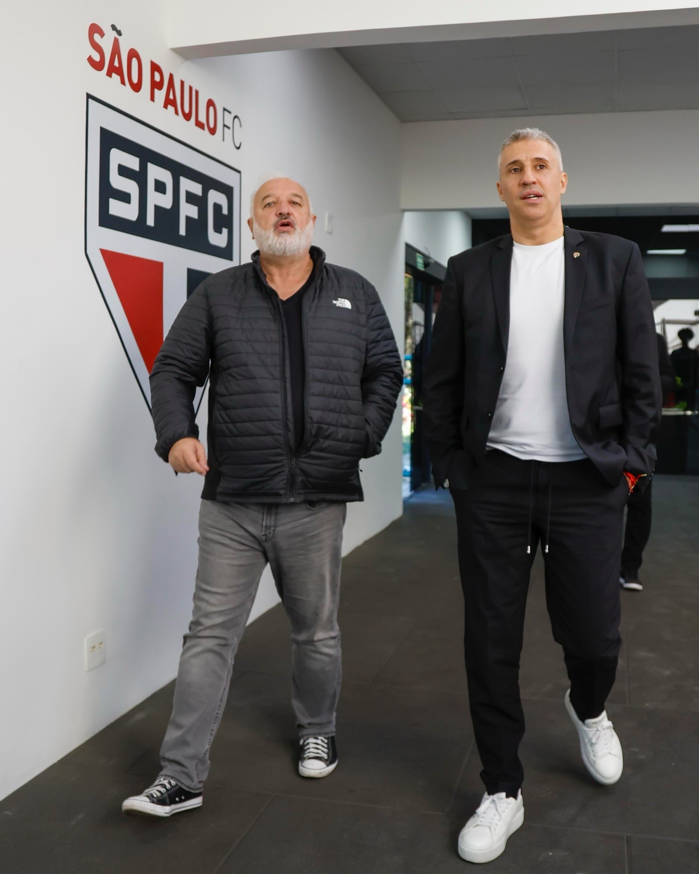 São Paulo se prepara com rescisões e reforços antes do duelo contra o Flamengo