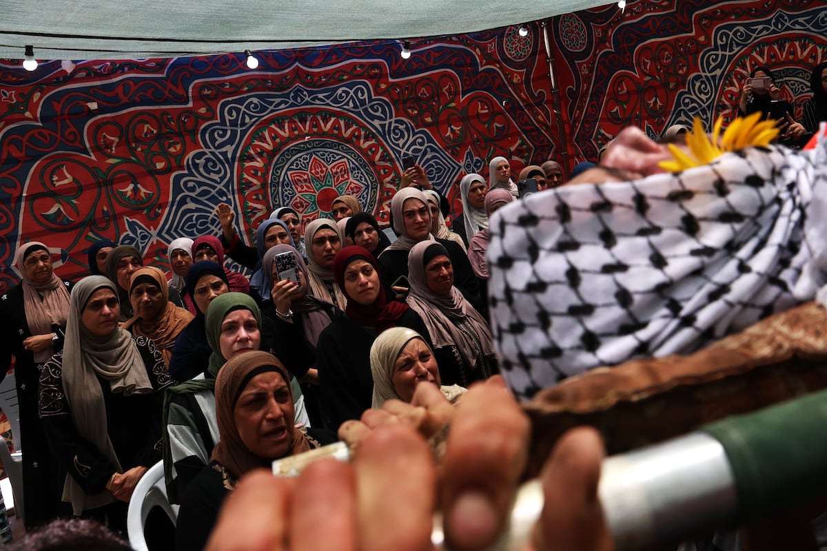 Cisjordânia realiza funeral dos últimos palestinos mortos por colonos judeus
