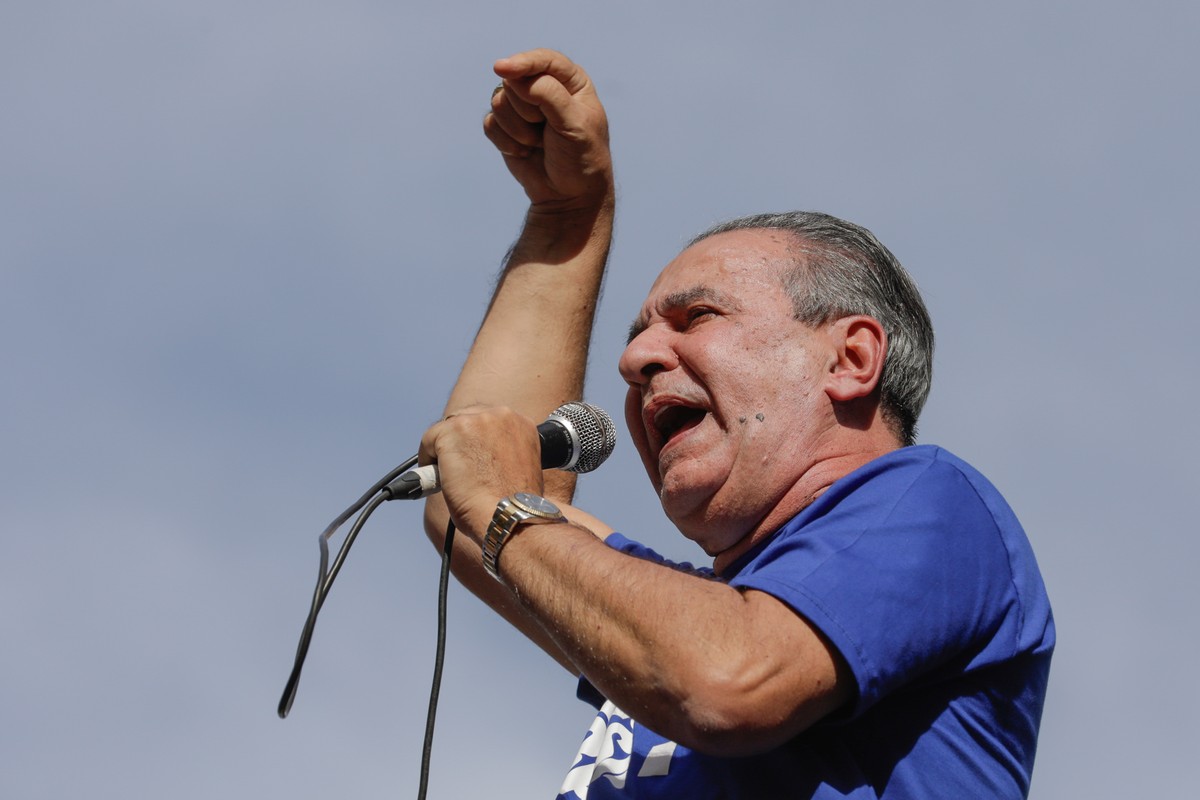 Pastor Silas Malafaia é investigado por obstrução em inquérito sobre Eduardo Bolsonaro