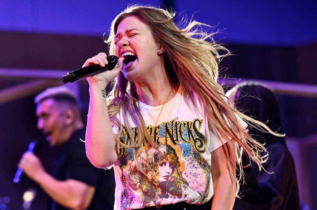 Kelly Clarkson apresenta todas as suas versões no 'Studio Sessions' em Las Vegas